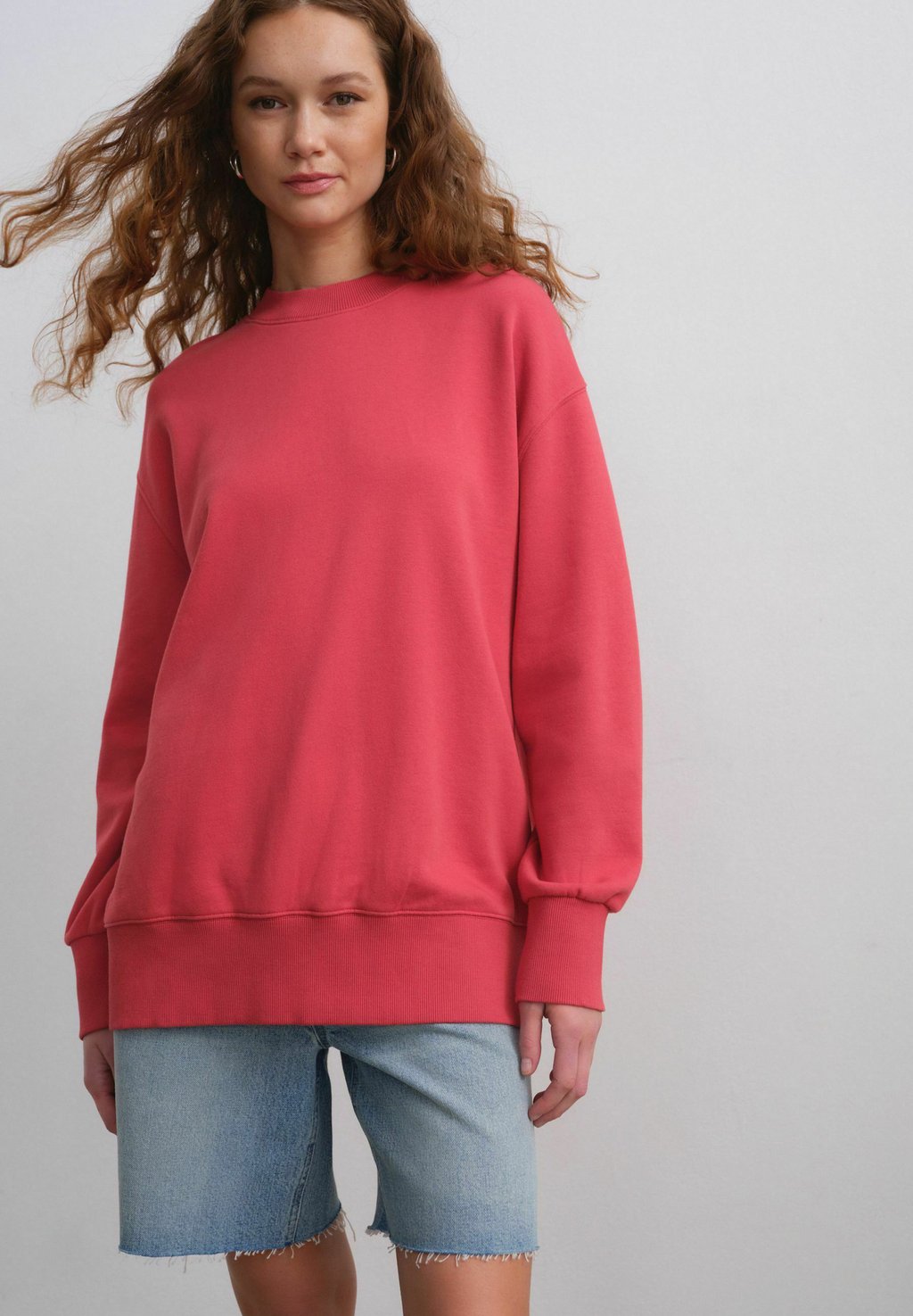 Толстовка LONGLINE STANDARD Next, красный
Толстовка LONGLINE STANDARD Next, красный