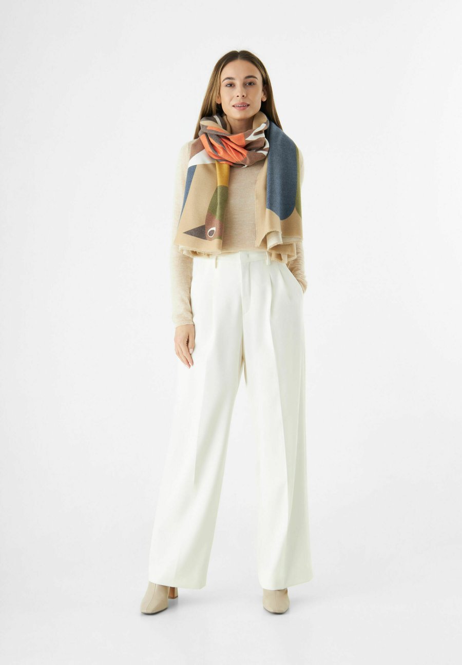 Шарф Codello Scarf, Grün/Green
Шарф Codello Scarf, Grün/Green