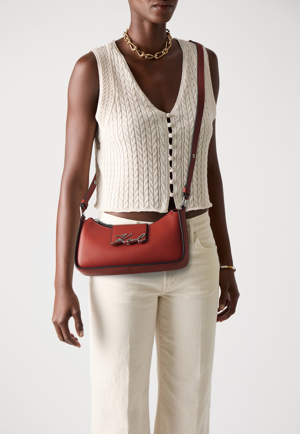 Сумка SIGNATURE KARL LAGERFELD, красный
Сумка SIGNATURE KARL LAGERFELD, красный