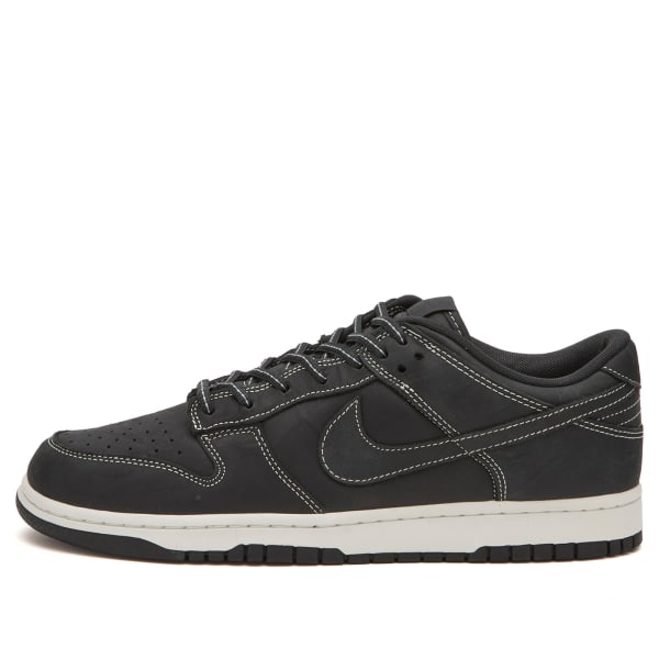 Кроссовки Dunk Low QS Nike, off noir & summit белый
Кроссовки Dunk Low QS Nike, off noir & summit белый
