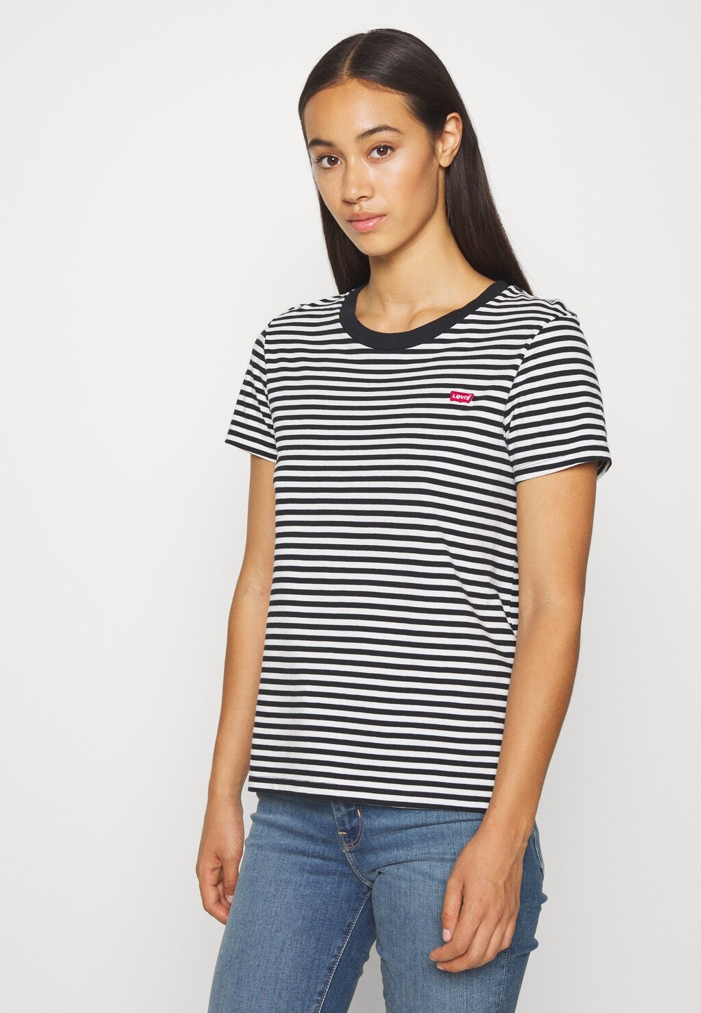 Базовая футболка Levi's, черно-белый, Черный, Базовая футболка Levi's, черно-белый
Базовая футболка Levi's, черно-белый, Черный, Базовая футболка Levi's, черно-белый