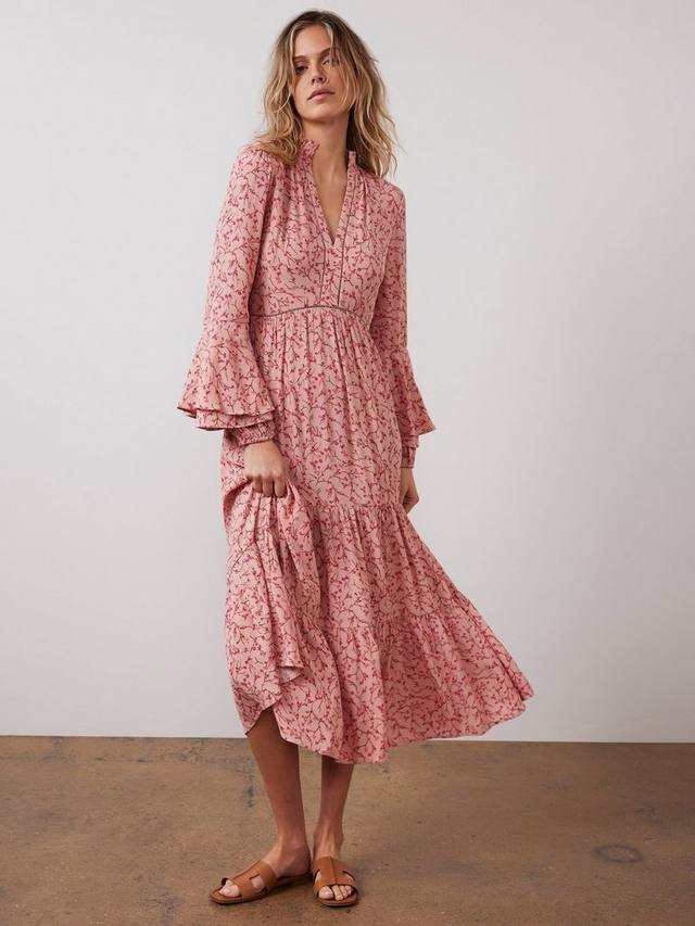 Многоярусное платье макси с цветочным рисунком Mint Velvet, светло-розовый
Многоярусное платье макси с цветочным рисунком Mint Velvet, светло-розовый