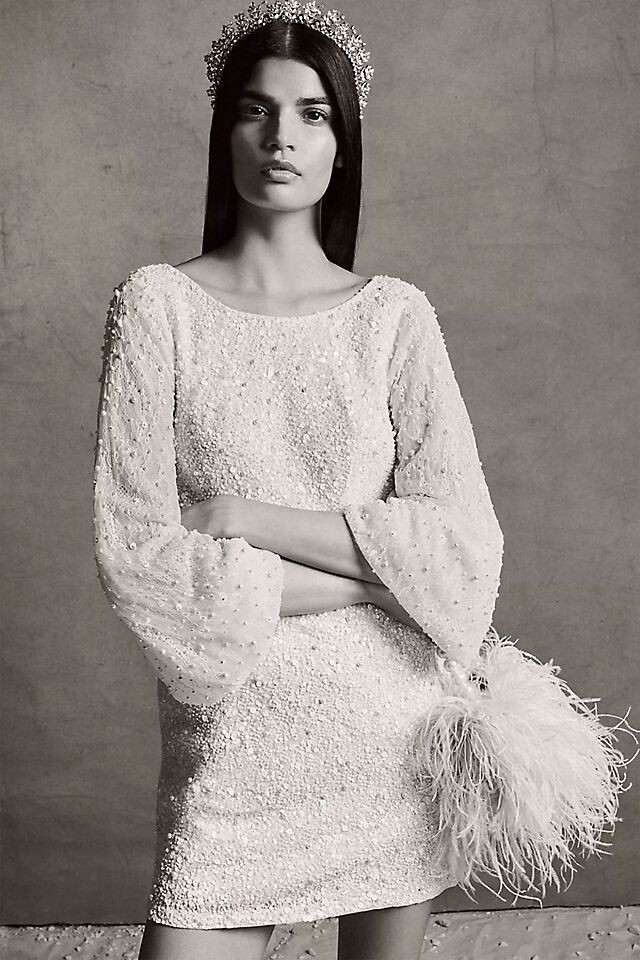 Сумка Elene с ремешком из жемчуга, слоновая кость 
Сумка Elene с ремешком из жемчуга, слоновая кость