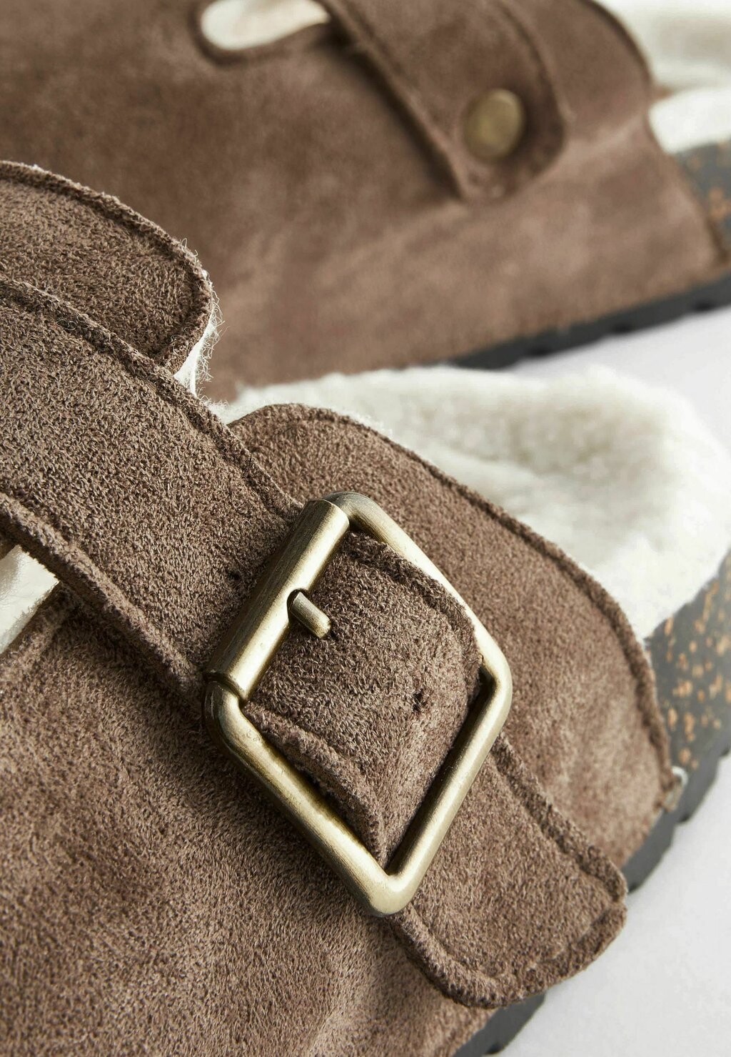 Сабо Next, серо-коричневый
Сабо Next, серо-коричневый