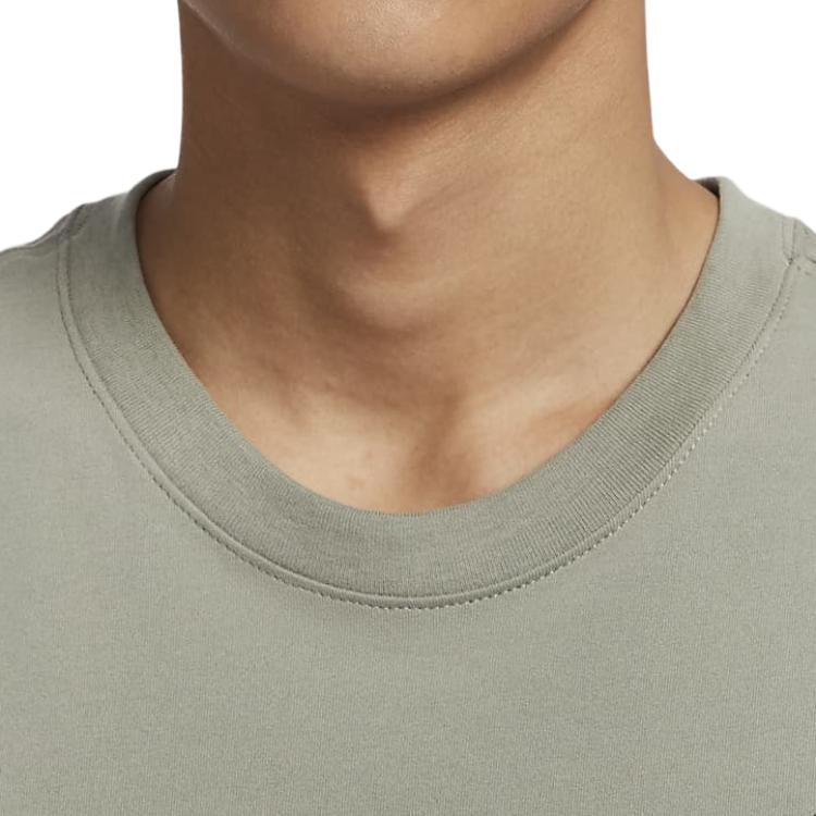 Футболка мужская Nike темный грязно-серый
Футболка мужская Nike темный грязно-серый