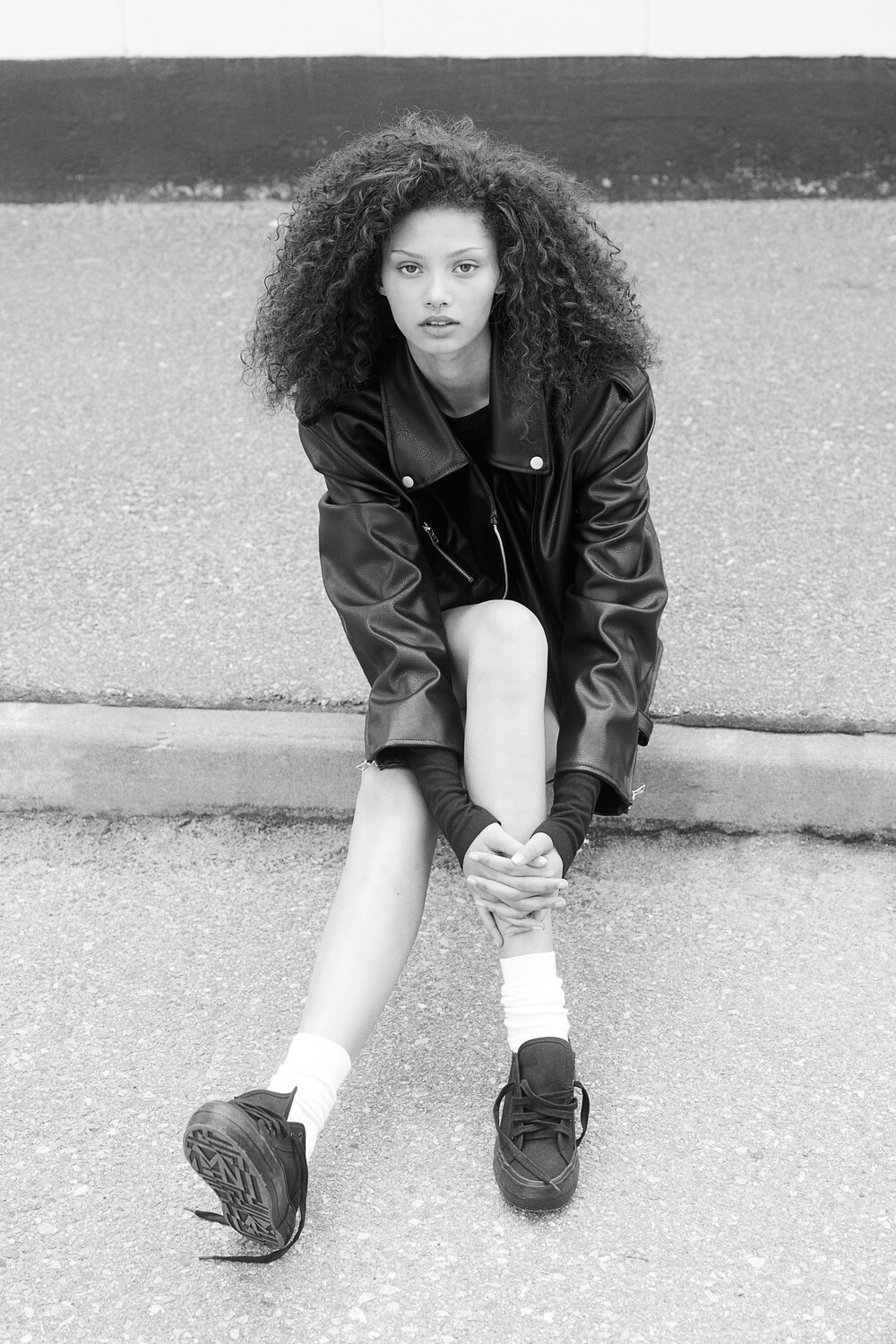 Байкерская куртка H&M, черный
Байкерская куртка H&M, черный