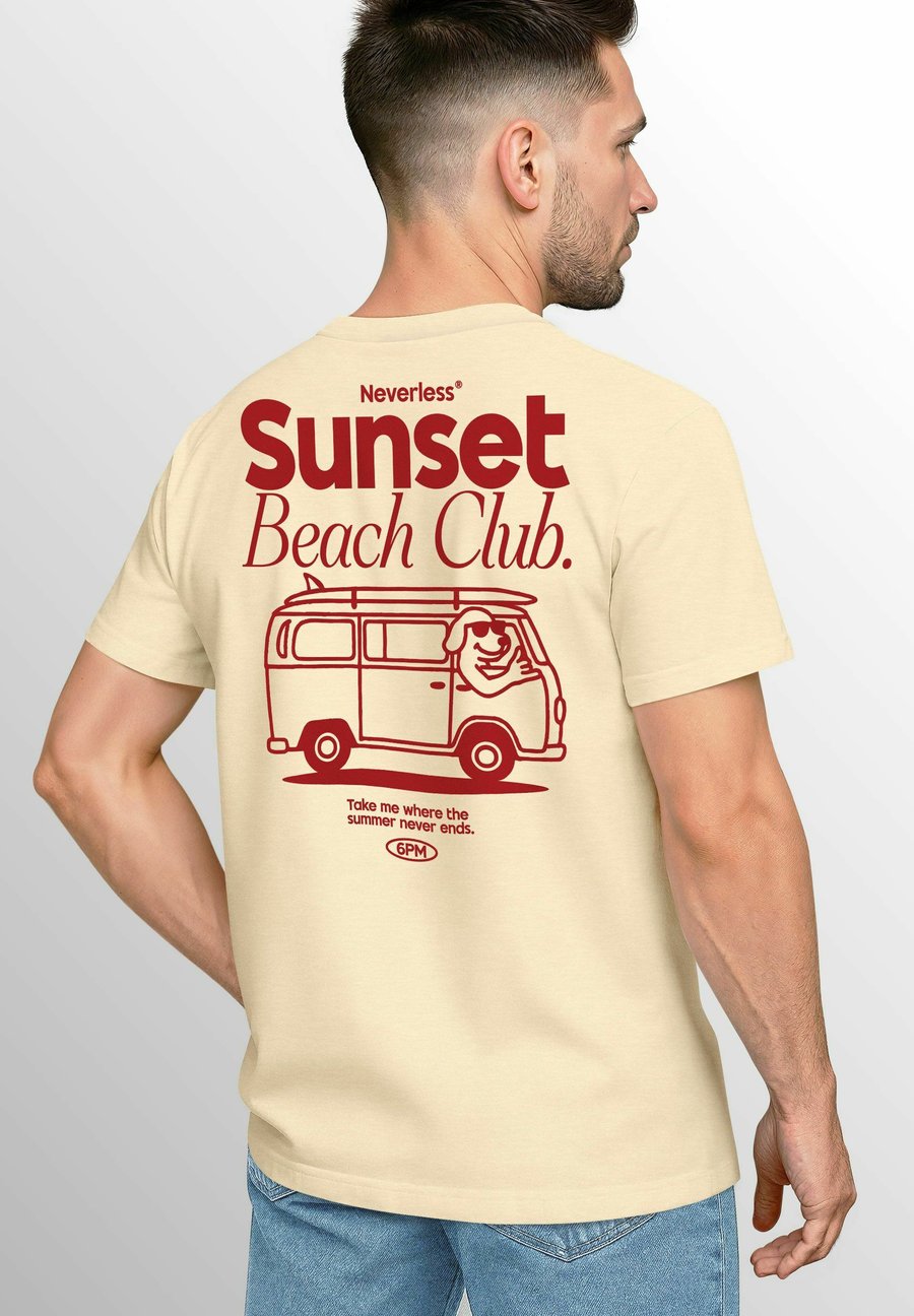 Футболка Neverless SUNSET BEACH CLUB RETRO SOMMER RÜCKENDRUCK IM VINTAGE, Natur/Beige
Футболка Neverless SUNSET BEACH CLUB RETRO SOMMER RÜCKENDRUCK IM VINTAGE, Natur/Beige