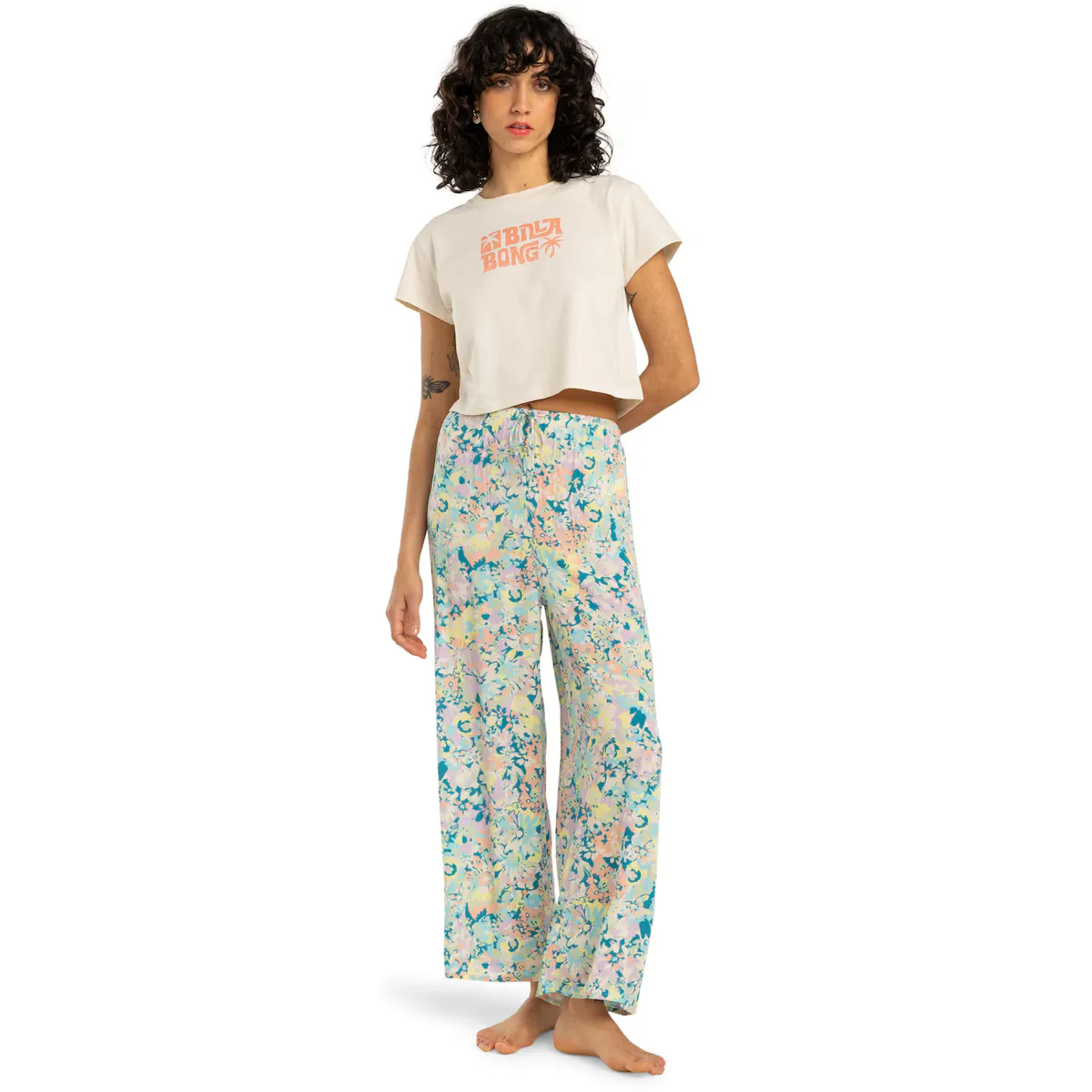 Tropic Break Billabong Женская футболка, белый
Tropic Break Billabong Женская футболка, белый