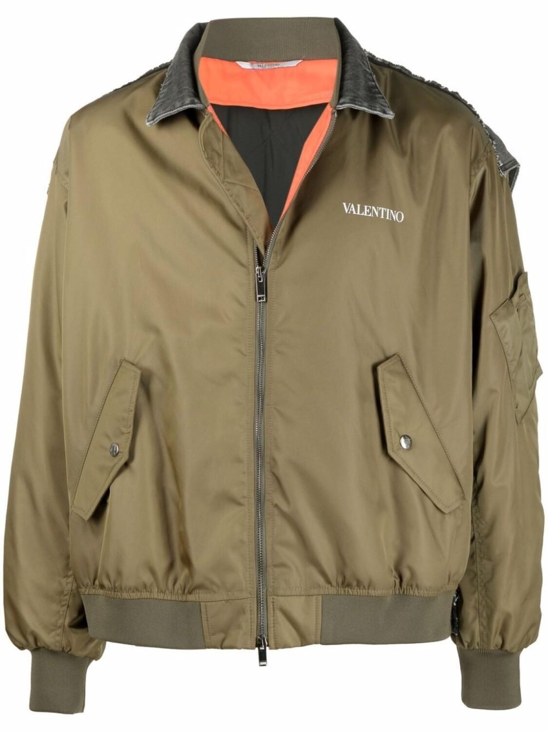 Valentino Garavani бомбер с логотипом, зеленый
Valentino Garavani бомбер с логотипом, зеленый