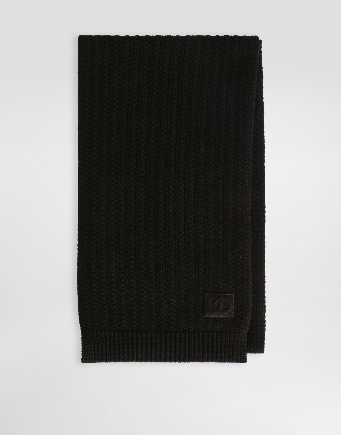 Шарф с косами Dolce & Gabbana, черный
Шарф с косами Dolce & Gabbana, черный