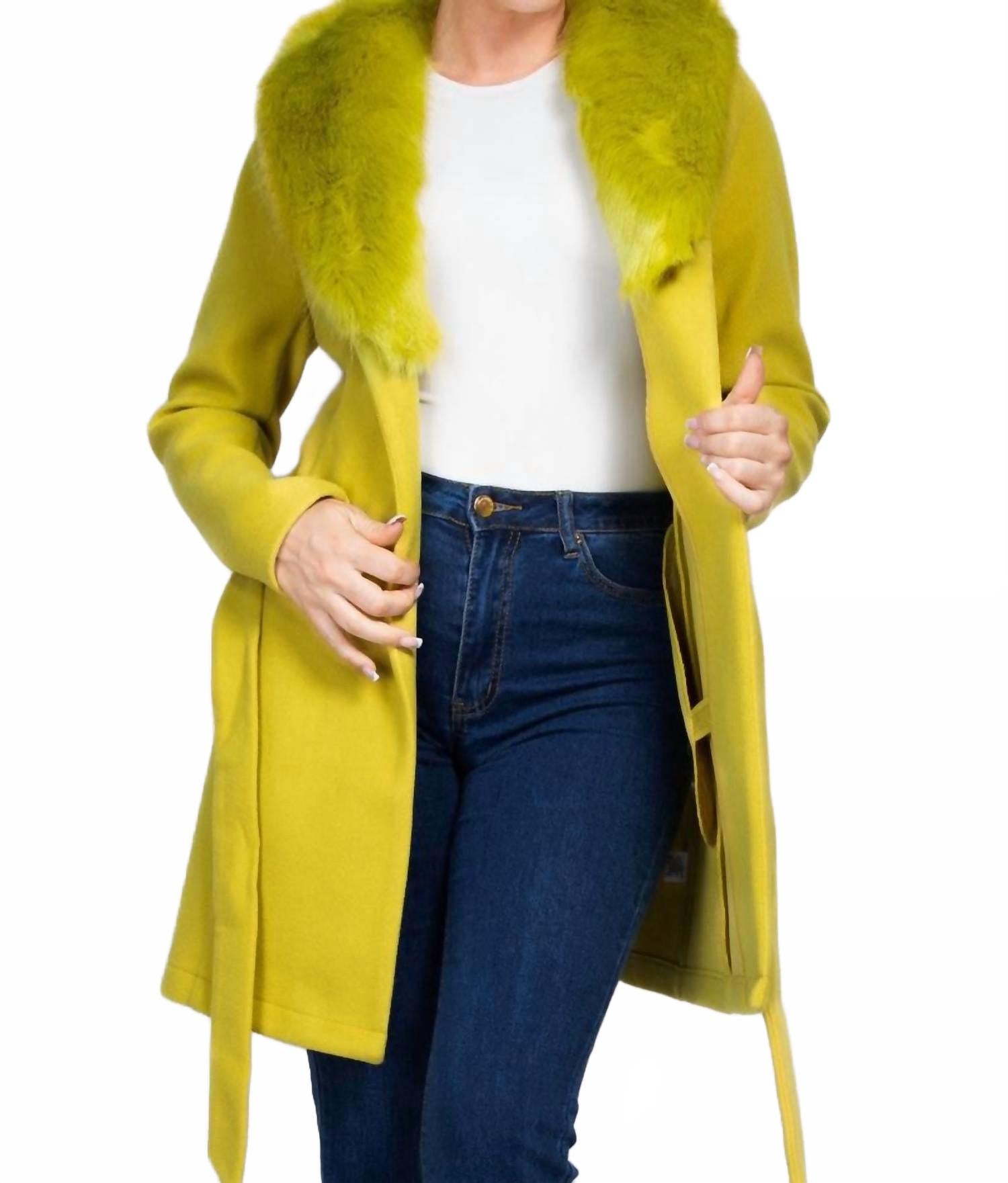 Пушистое пальто шартрез Haute Moda, Chartreuse
Пушистое пальто шартрез Haute Moda, Chartreuse