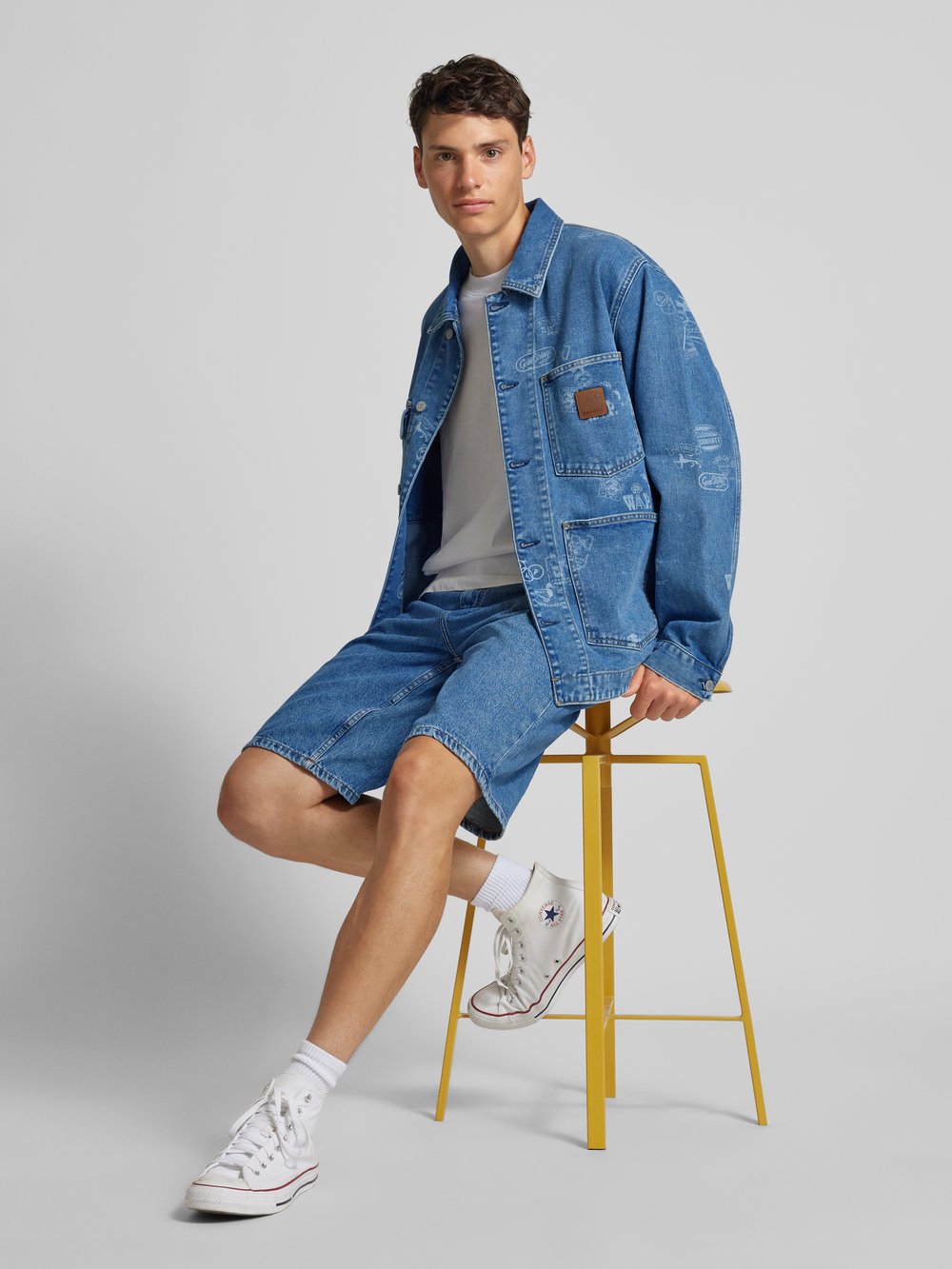 Джинсовая куртка с накладными карманами модель «STAMP» Carhartt Work In Progress
Джинсовая куртка с накладными карманами модель «STAMP» Carhartt Work In Progress