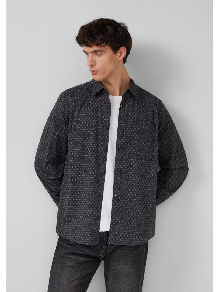 Рубашка в цвете 99A1_черная s.Oliver
Рубашка в цвете 99A1_черная s.Oliver