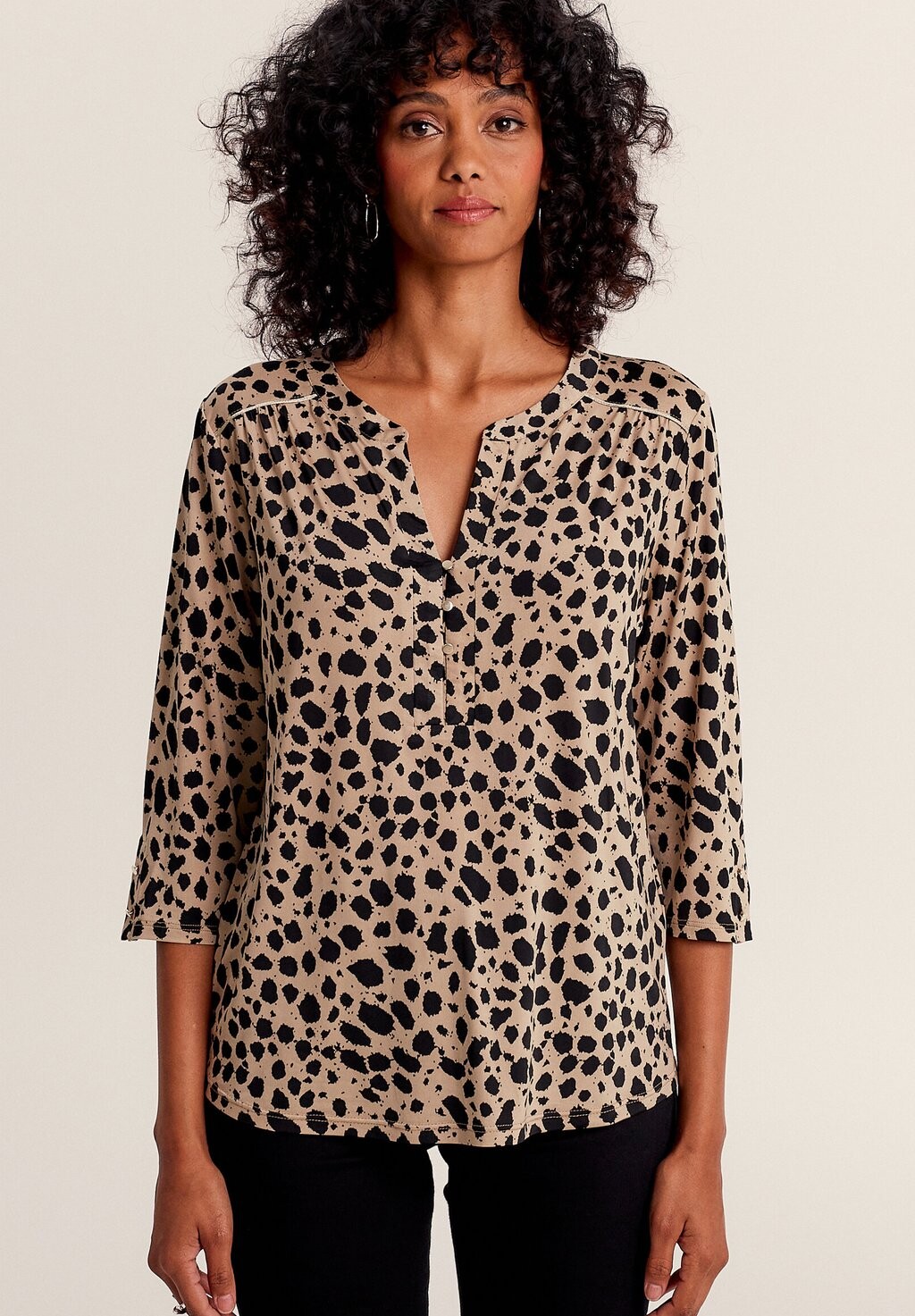 Рубашка с длинным рукавом MIT 3/4-ÄRMELN Breal, цвет sable
Рубашка с длинным рукавом MIT 3/4-ÄRMELN Breal, цвет sable