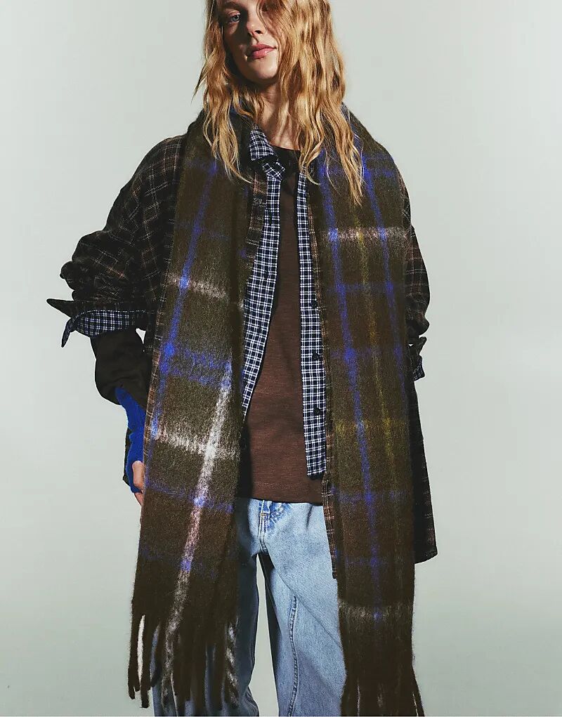 Клетчатый шарф Pull&Bear зеленого цвета
Клетчатый шарф Pull&Bear зеленого цвета