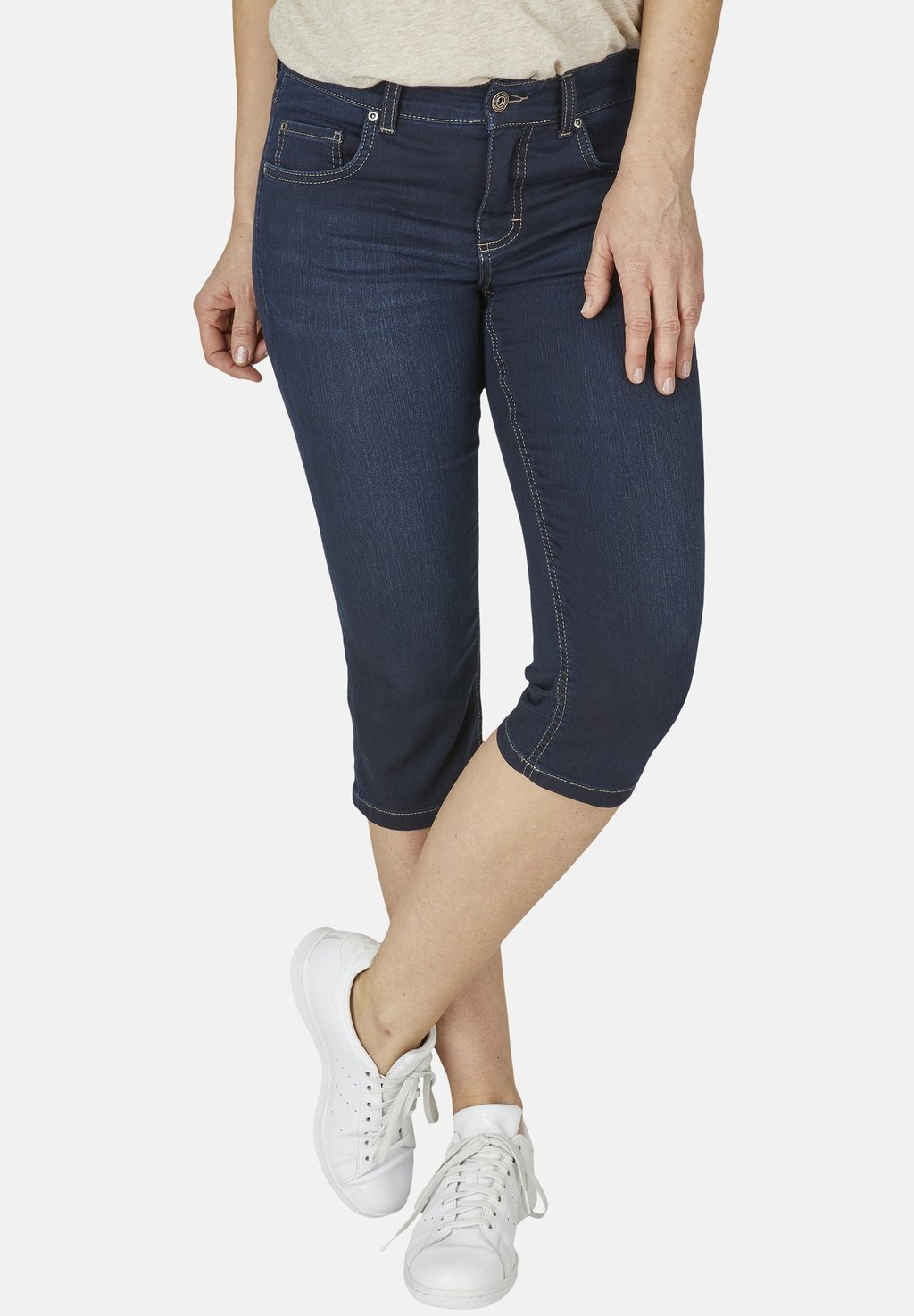 Джинсовые шорты ANACAPRI MIT KONTRASTNäHTEN Angels, темно-синий 
Джинсовые шорты ANACAPRI MIT KONTRASTNäHTEN Angels, темно-синий