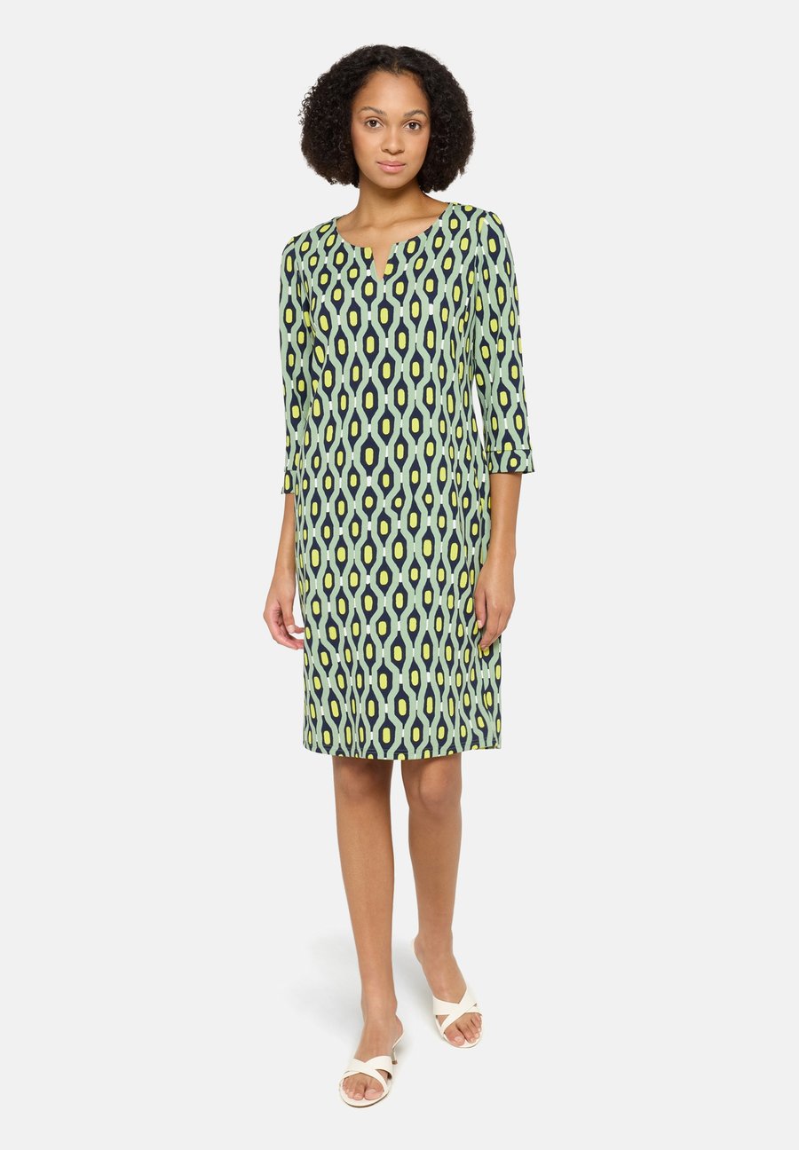 Платье Cartoon CASUAL MIT MUSTER, Green Yellow/Green
Платье Cartoon CASUAL MIT MUSTER, Green Yellow/Green