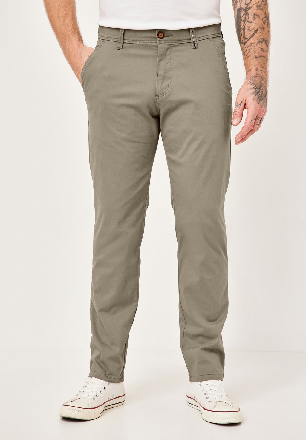 Чиносы ODESSA REGULAR FIT MIT ELASTISCHEM BUND Redpoint, бежевый 
Чиносы ODESSA REGULAR FIT MIT ELASTISCHEM BUND Redpoint, бежевый