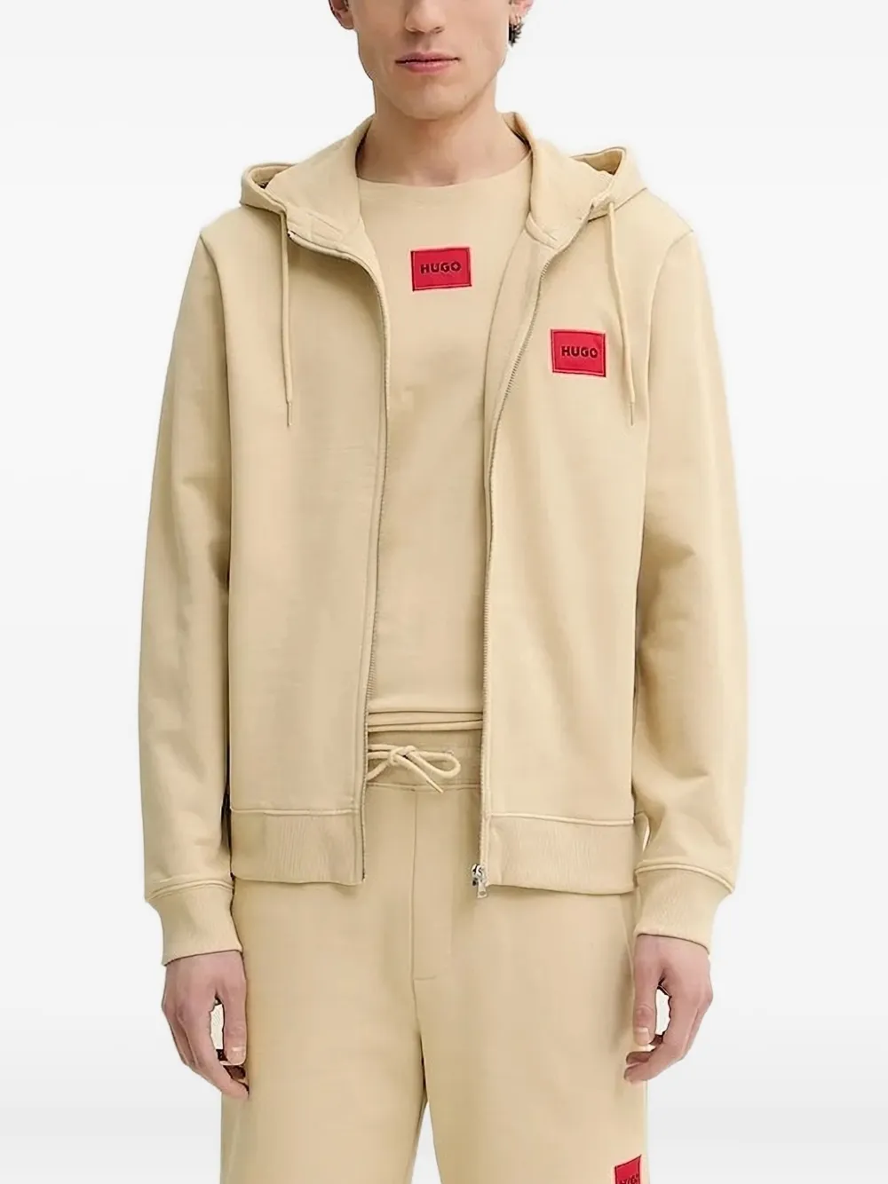 Толстовка с капюшоном на молнии с нашивкой-логотипом HUGO, нейтральный
Толстовка с капюшоном на молнии с нашивкой-логотипом HUGO, нейтральный