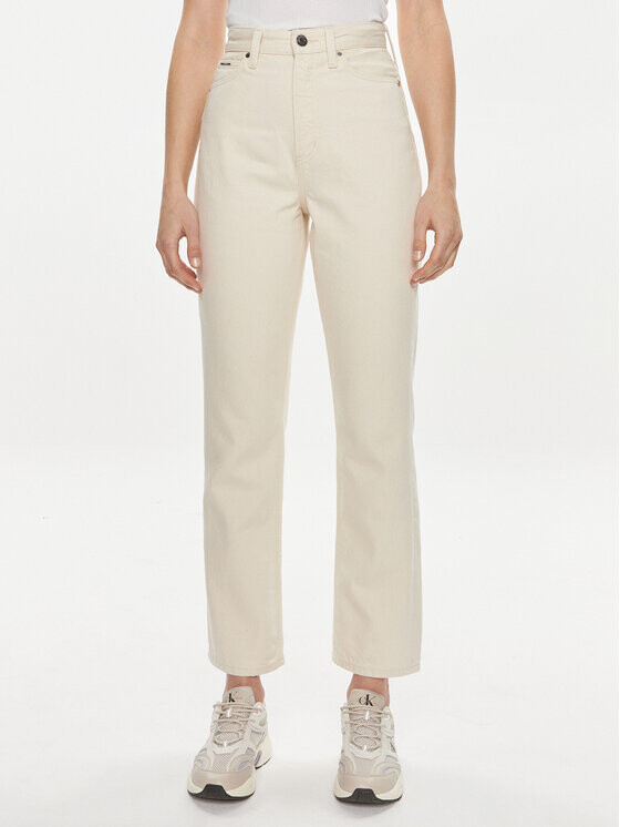 Джинсы Calvin Klein, экрю
Джинсы Calvin Klein, экрю