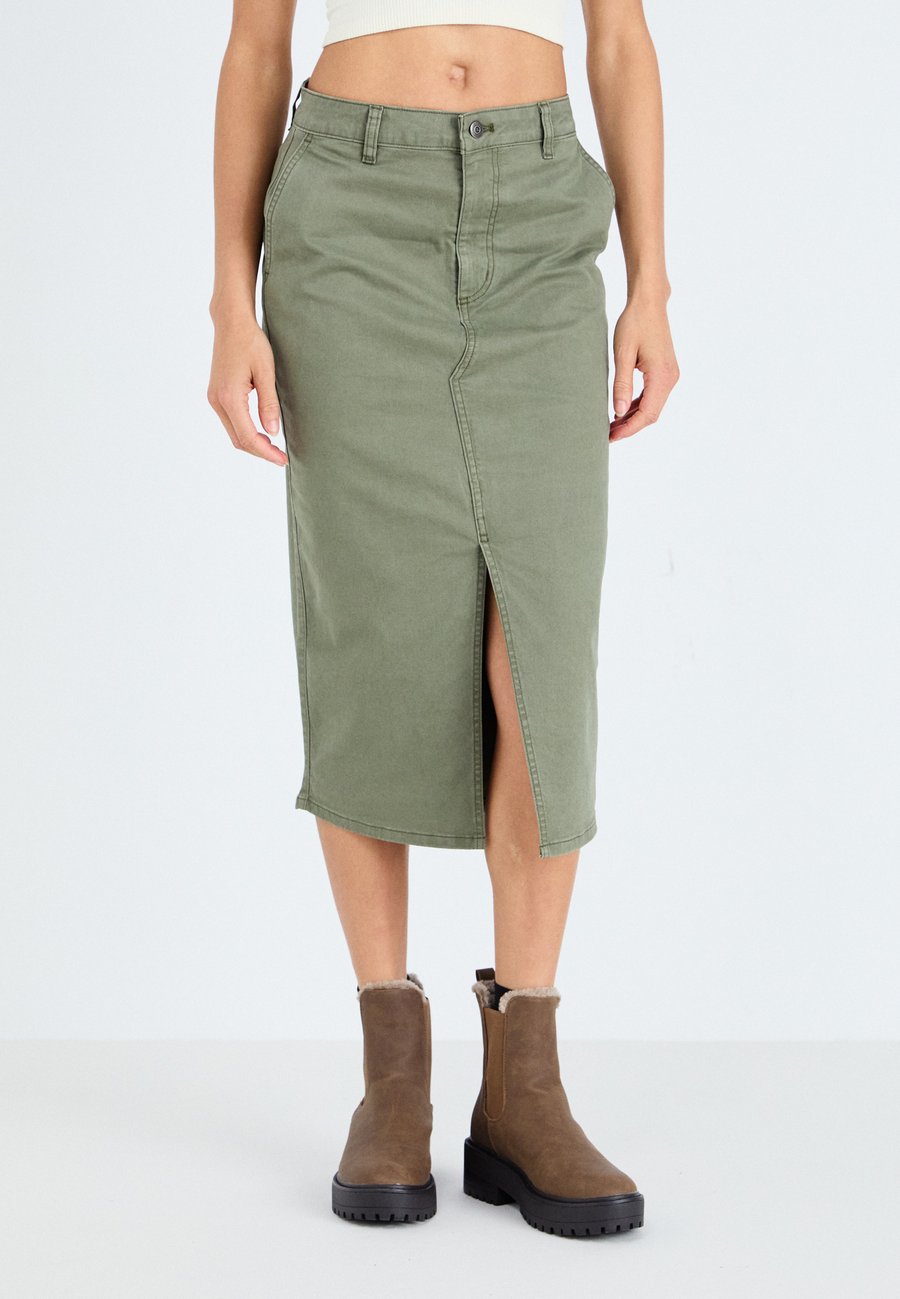 Юбка DOCKERS CHINO SKIRT, Oliv/Olive
Юбка DOCKERS CHINO SKIRT, Oliv/Olive