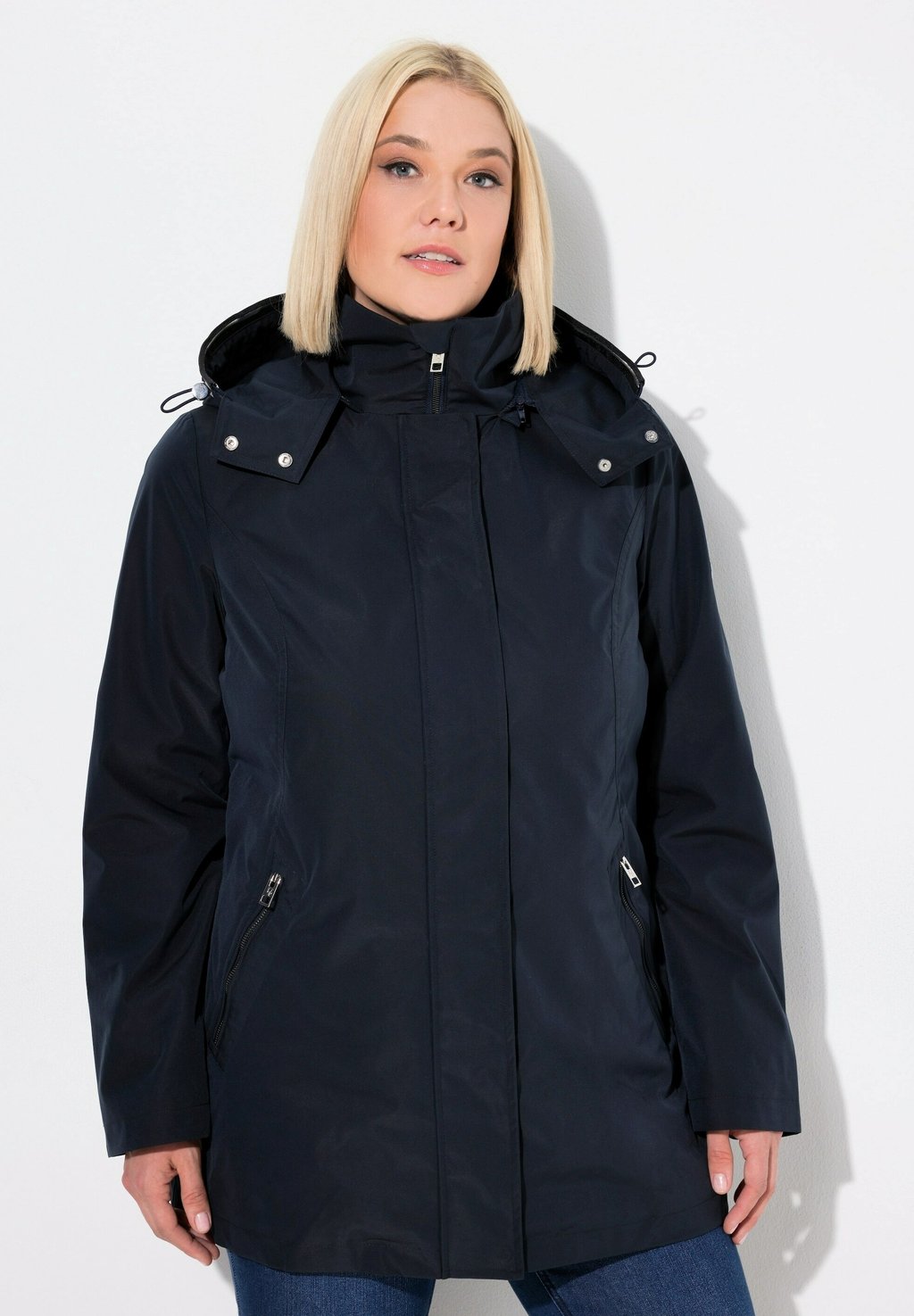 Зимнее пальто Ulla Popken, темно-синий
Зимнее пальто Ulla Popken, темно-синий
