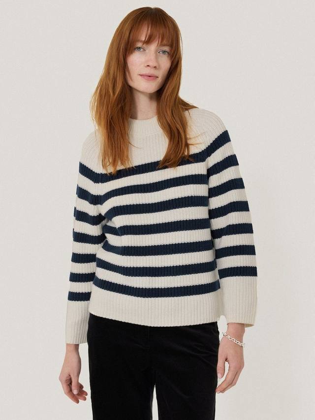 Вязаный джемпер в полоску Jigsaw, цвет Cream/Navy
Вязаный джемпер в полоску Jigsaw, цвет Cream/Navy
