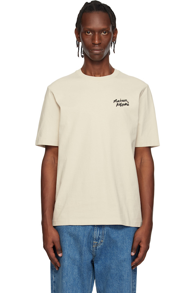 Maison Kitsuné Футболка Off-White 'maison kitsuné' с надписью, отражающей стиль и комфорт
Maison Kitsuné Футболка Off-White 'maison kitsuné' с надписью, отражающей стиль и комфорт