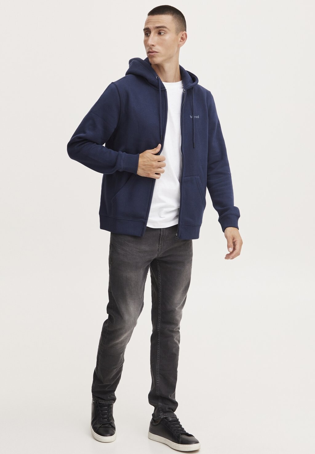 Толстовка на молнии BHDOWNTON ZIPTHROUGH Blend, темно-синий
Толстовка на молнии BHDOWNTON ZIPTHROUGH Blend, темно-синий