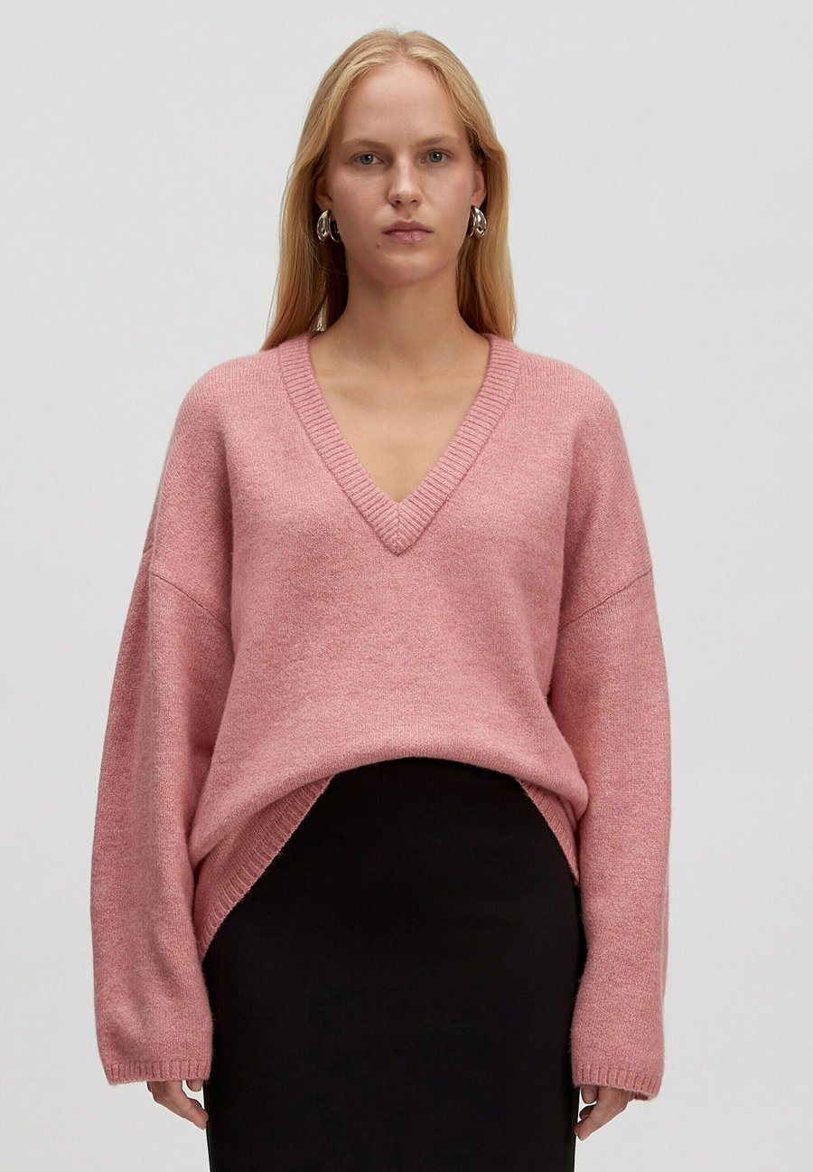 Джемпер EDITED Jumper, Pink
Джемпер EDITED Jumper, Pink