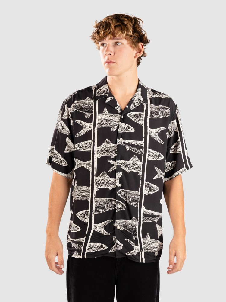 Рубашка Redefined Rebel RRRemy Boxy Fit Hemd, pirate black
Рубашка Redefined Rebel RRRemy Boxy Fit Hemd, pirate black