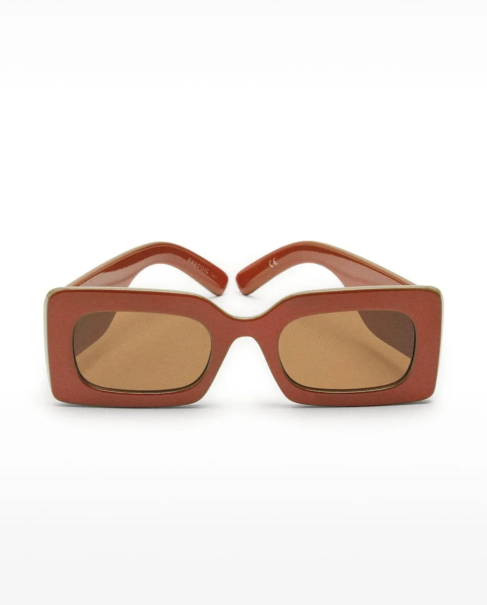 Женские солнцезащитные очки с защитой от ультрафиолета и прямоугольной формой в коричневом цвете Parfois, коричневый
Женские солнцезащитные очки с защитой от ультрафиолета и прямоугольной формой в коричневом цвете Parfois, коричневый