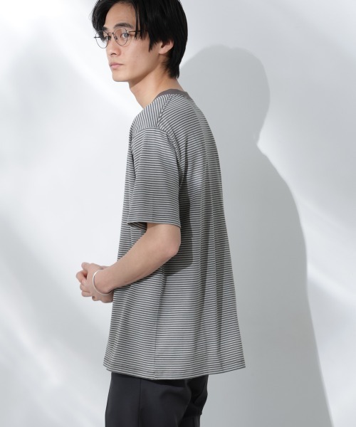 Футболка средней длины с каймой, технология Anti Soaked NANO universe, цвет хаки
Футболка средней длины с каймой, технология Anti Soaked NANO universe, цвет хаки