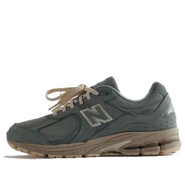 Кроссовки x kith 2002r New Balance, серый
Кроссовки x kith 2002r New Balance, серый