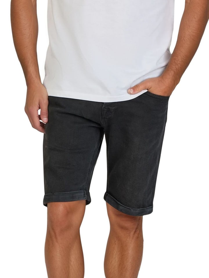 LTB Узкие шорты Corvin черного цвета
LTB Узкие шорты Corvin черного цвета