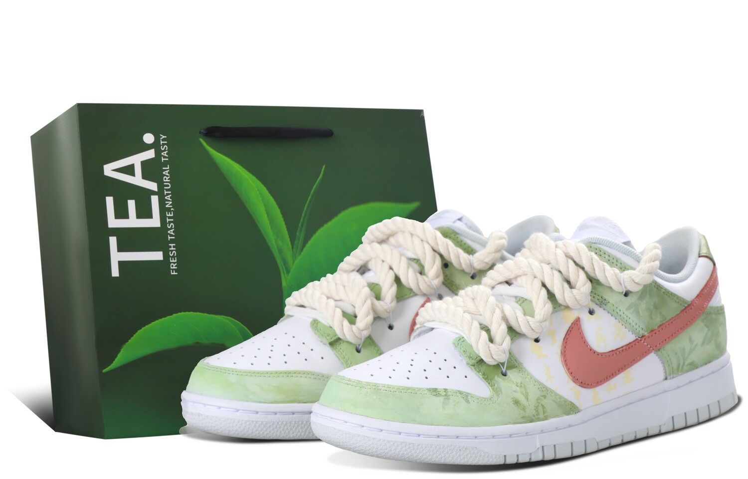 Кроссовки Nike Dunk Skateboarding Shoes Unisex Low-top White/green, зеленый
Кроссовки Nike Dunk Skateboarding Shoes Unisex Low-top White/green, зеленый