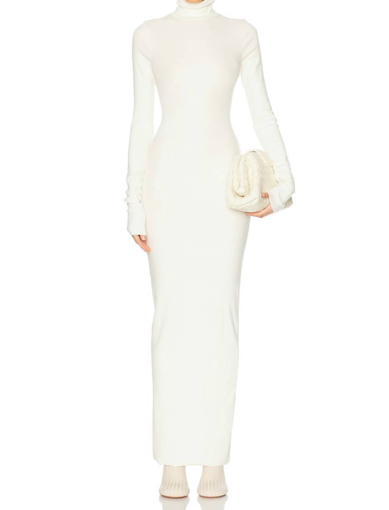 Платье макси с водолазкой цвета слоновой кости Eterne, слоновая кость
Платье макси с водолазкой цвета слоновой кости Eterne, слоновая кость