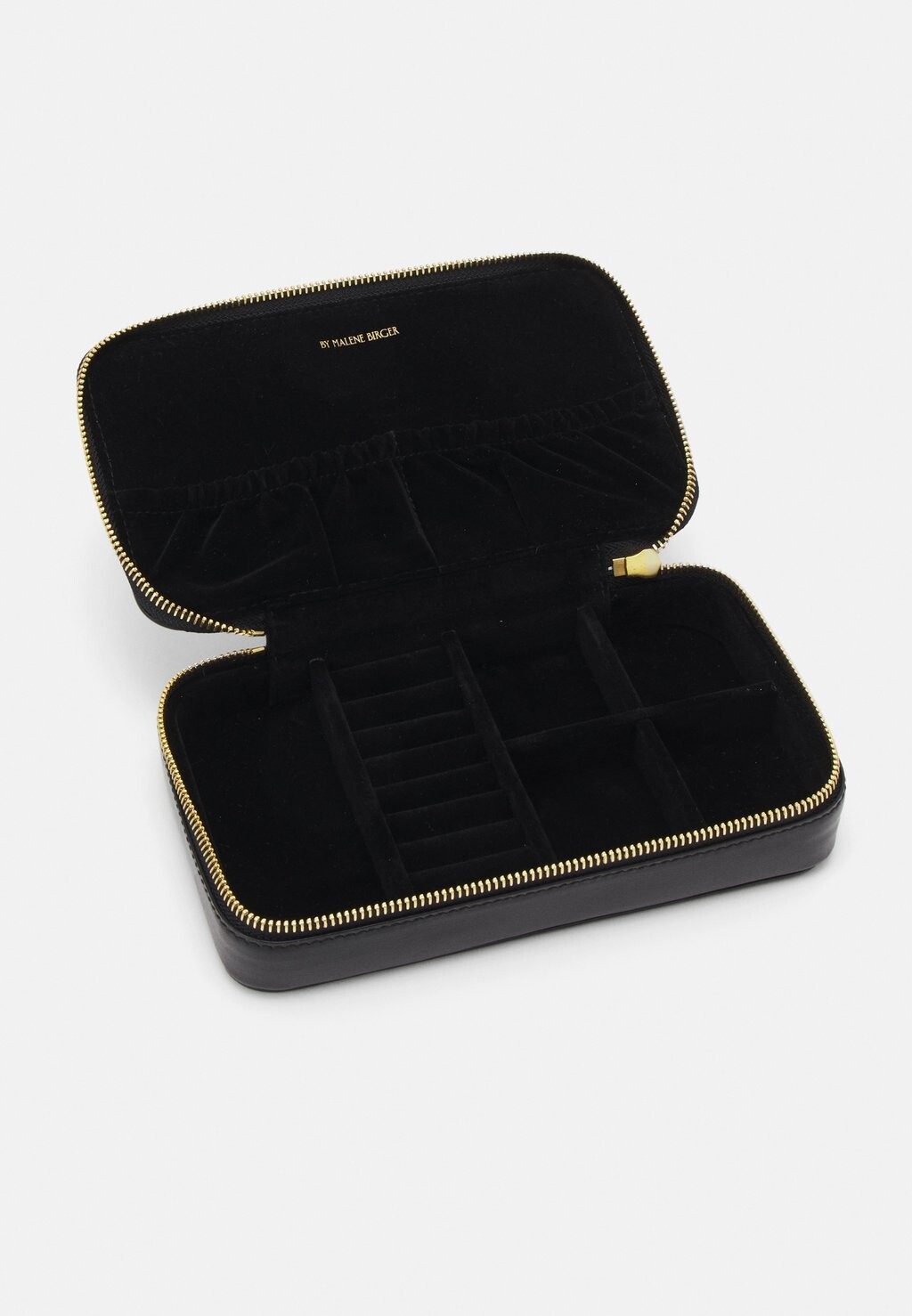 Сумочка Aya By Malene Birger, черная, Черный, Сумочка Aya By Malene Birger, черная
Сумочка Aya By Malene Birger, черная, Черный, Сумочка Aya By Malene Birger, черная