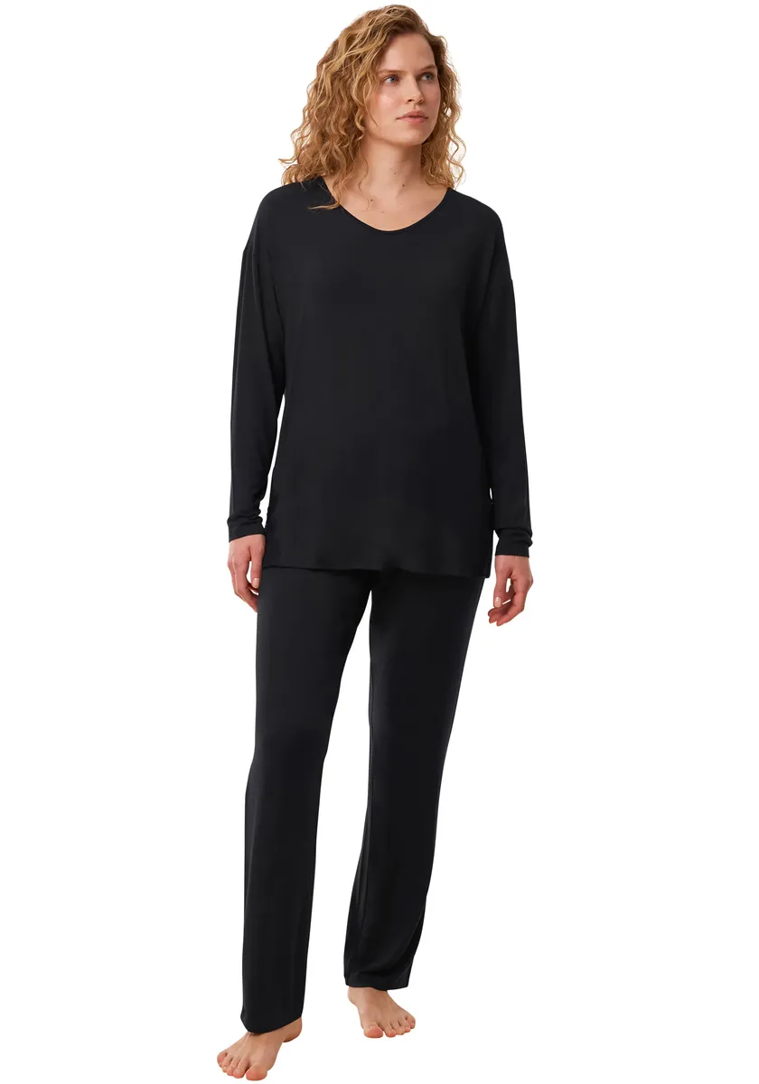 Пижама Триумф "Timeless Sensuality PK LSL" (2 шт.), кружевные вставки Triumph, черный
Пижама Триумф "Timeless Sensuality PK LSL" (2 шт.), кружевные вставки Triumph, черный