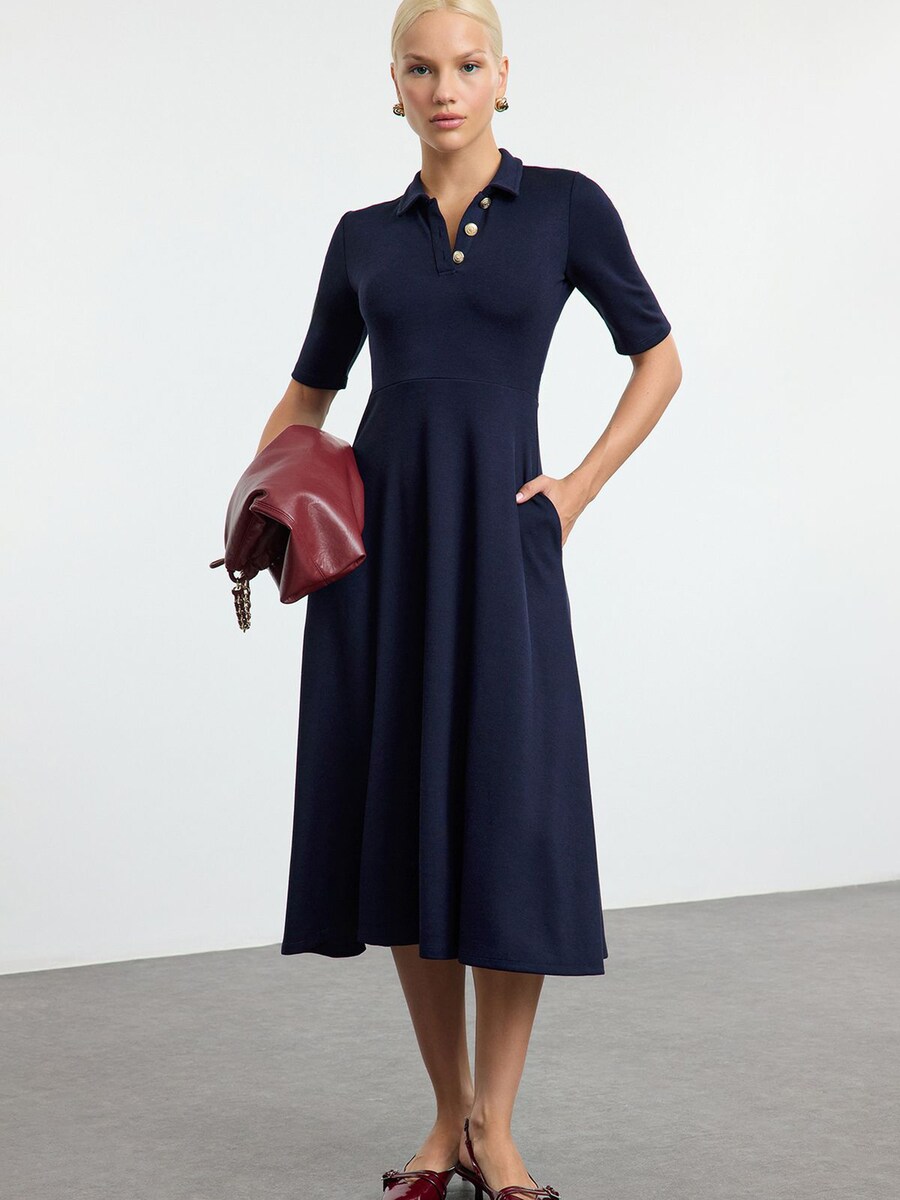 Миди платье Trendyol, marine blue
Миди платье Trendyol, marine blue