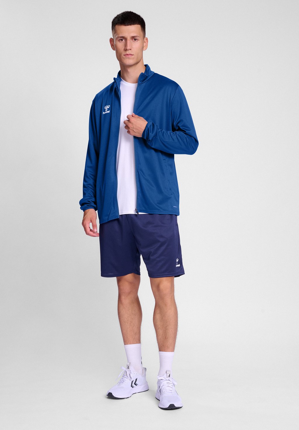 Тренировочная куртка HMLESSENTIAL TRACK Hummel, цвет True Blue, Синий, Тренировочная куртка HMLESSENTIAL TRACK Hummel, цвет True Blue
Тренировочная куртка HMLESSENTIAL TRACK Hummel, цвет True Blue, Синий, Тренировочная куртка HMLESSENTIAL TRACK Hummel, цвет True Blue