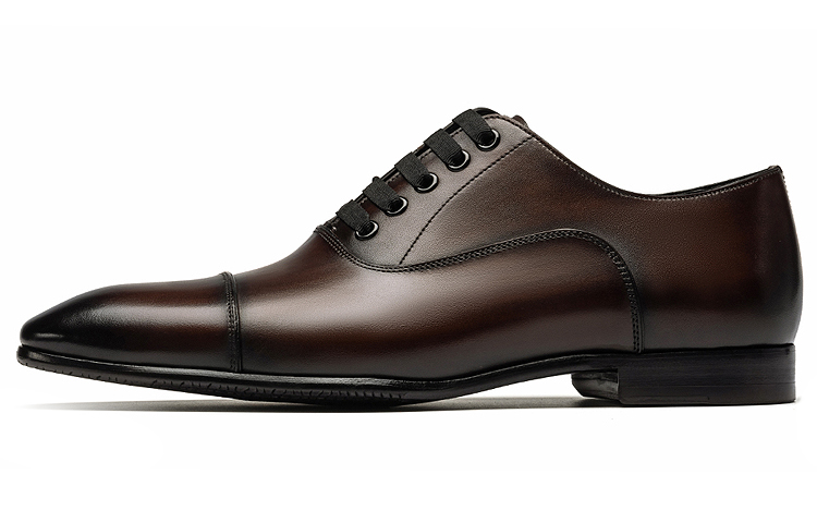 Мужские туфли цвета кофе Roberta Di Camerino 
Мужские туфли цвета кофе Roberta Di Camerino