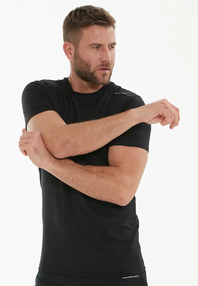 Функциональная рубашка ENDURANCE "Hubend" из дышащего материала, черный
Функциональная рубашка ENDURANCE "Hubend" из дышащего материала, черный
