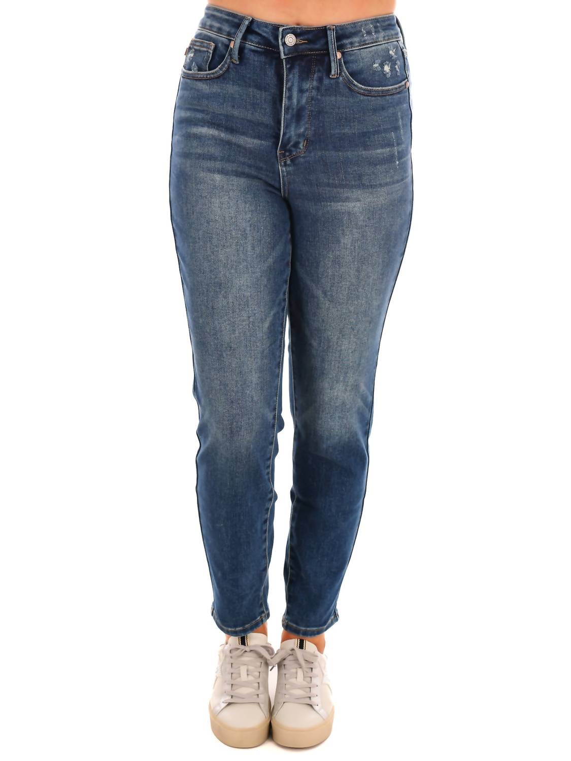 Женские джинсы Happy Together с эффектом стройнящего животика в темном цвете Judy Blue, Dark
Женские джинсы Happy Together с эффектом стройнящего животика в темном цвете Judy Blue, Dark