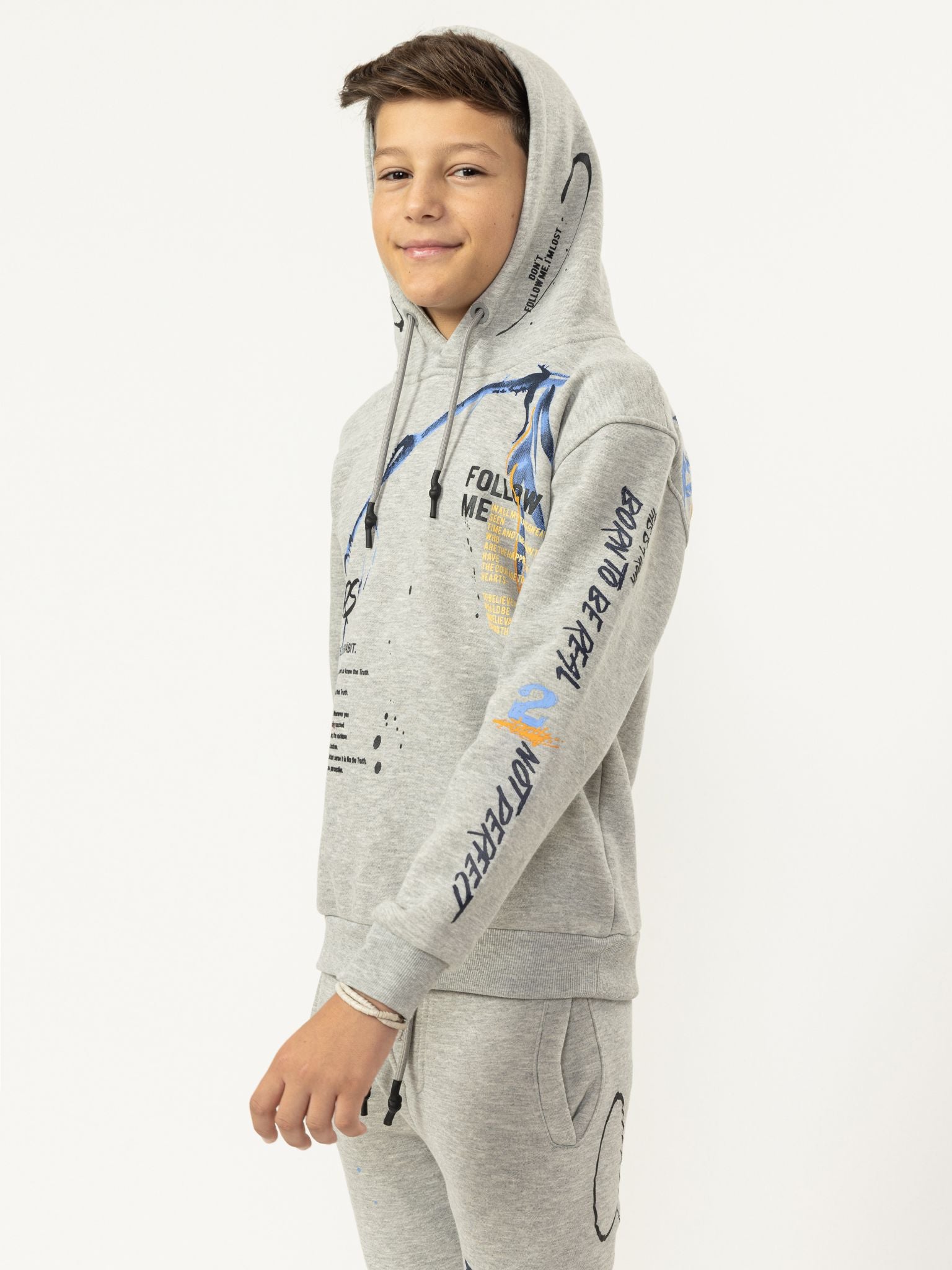 Комплект с худи FOLLOW ME Noizz, серый
Комплект с худи FOLLOW ME Noizz, серый