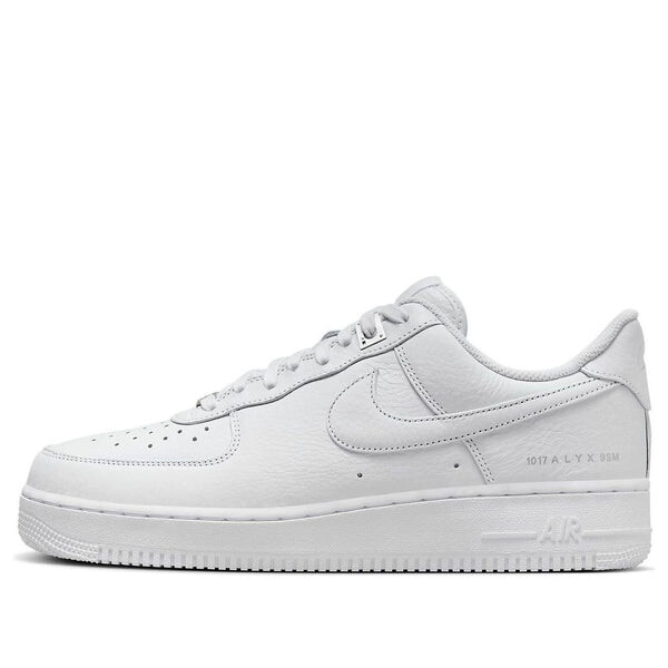 Кроссовки x 1017 alyx 9sm air force 1 low sp Nike, белый
Кроссовки x 1017 alyx 9sm air force 1 low sp Nike, белый