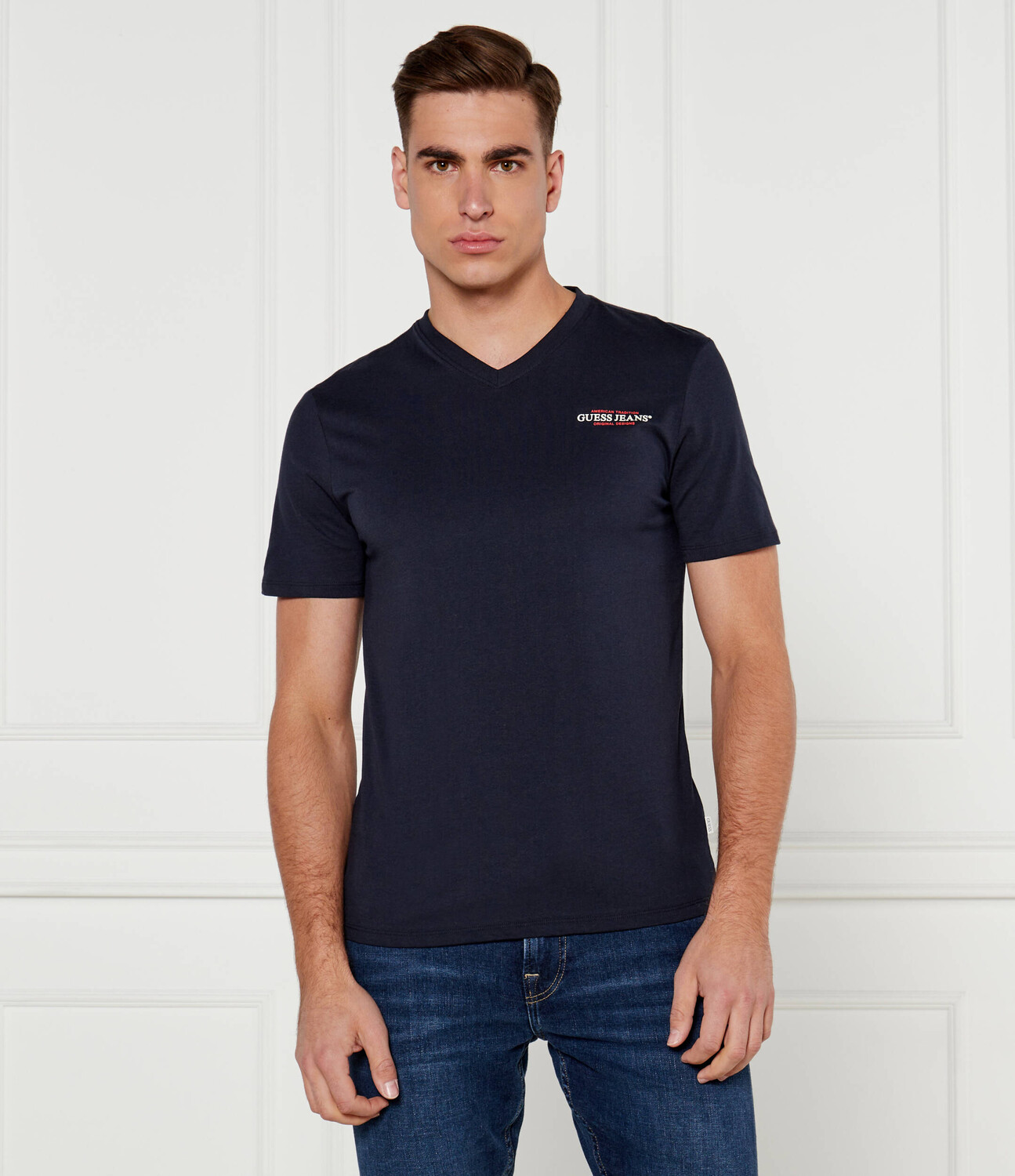 Футболка Guess Jeans AMERICAN Slim Fit, темно-синий
Футболка Guess Jeans AMERICAN Slim Fit, темно-синий