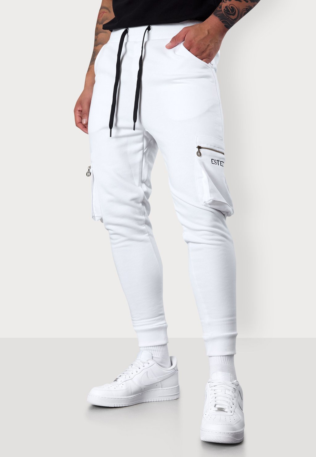 Брюки карго ESTEEM, белый
Брюки карго ESTEEM, белый