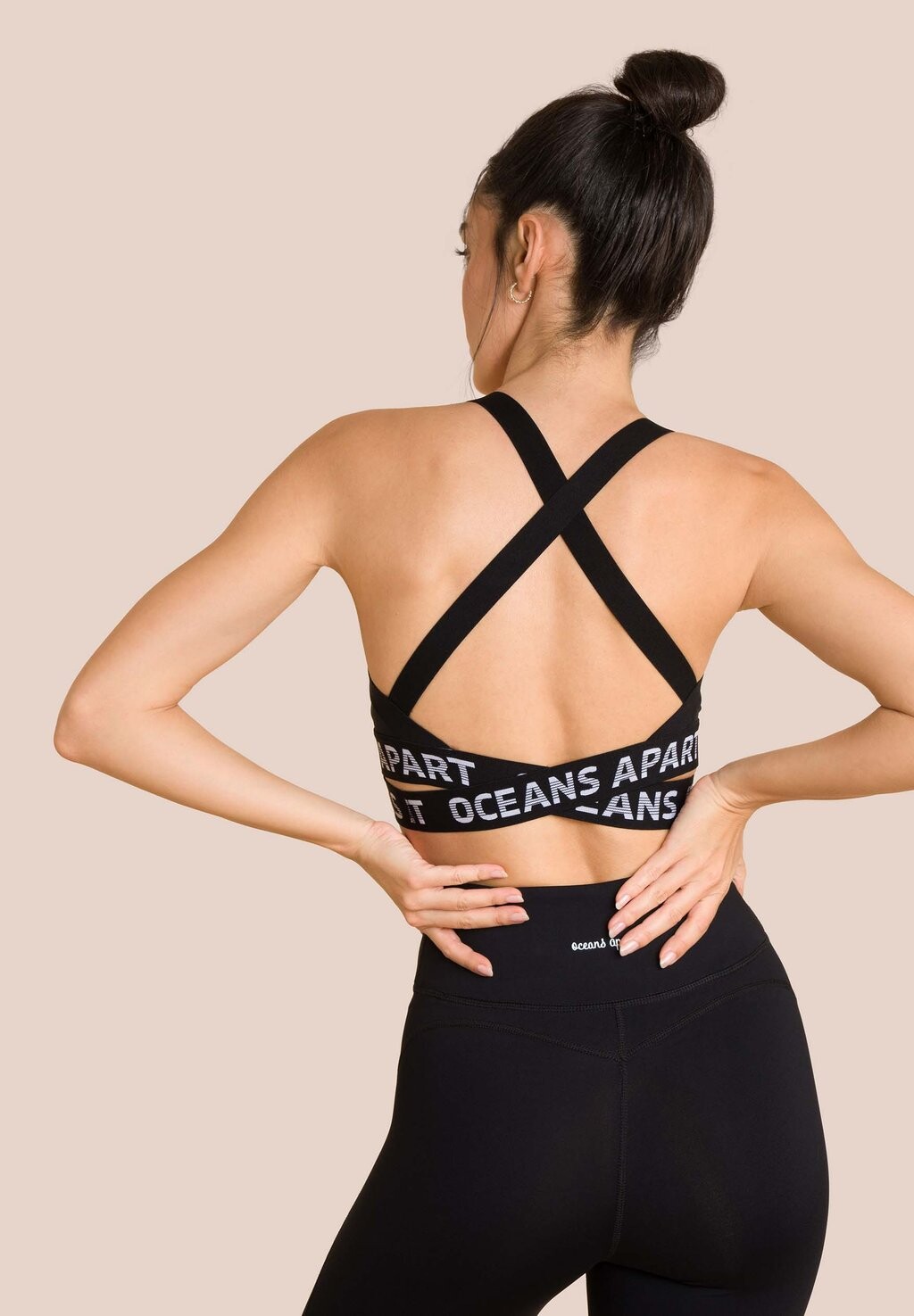 Спортивный бюстгальтер средней поддержки BEAUTY OCEANSAPART, черный
Спортивный бюстгальтер средней поддержки BEAUTY OCEANSAPART, черный