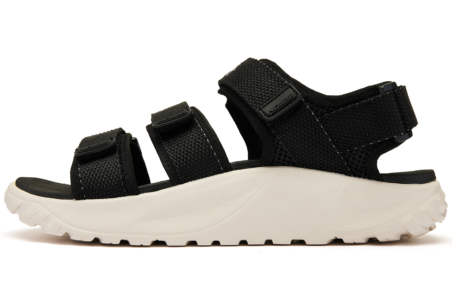 Пляжные шлепанцы мужские черно-белые QIAODAN, черный антик белый
Пляжные шлепанцы мужские черно-белые QIAODAN, черный антик белый